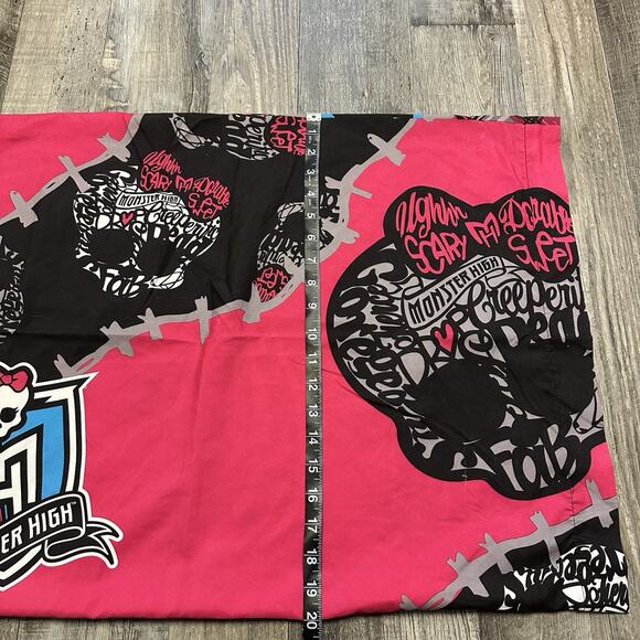 Vtg. Franco Monster High Ghoulie Gang Pink Reversible Standard Pillowcase 20X26 - Picture 5 of 7